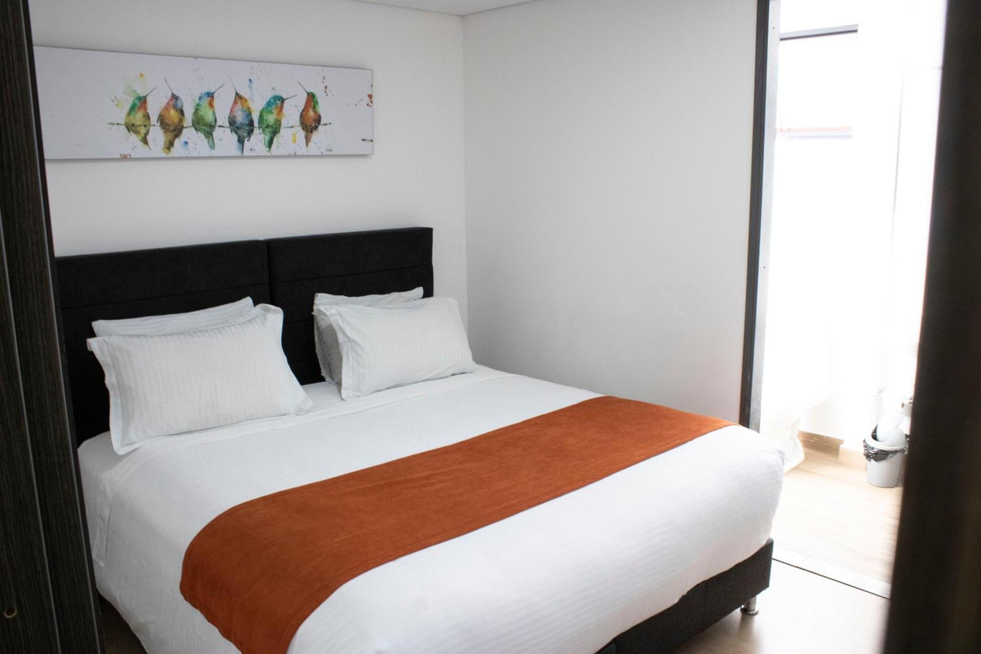 Hotel Portal De Los Andes Богота Экстерьер фото
